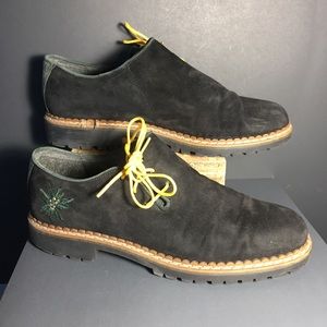 HÖGL Black suede leather shoes 9.5